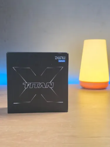 Fone Dunu Titan X em metal