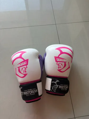 Luva de boxe/muay thai feminina