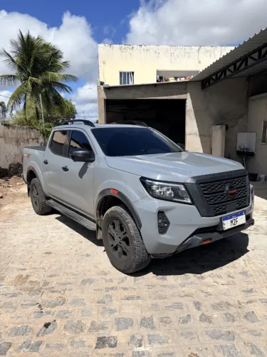 Nissan Frontier Pro4x CD 4X4 2.3 Bi-TB Die. AUT 2023