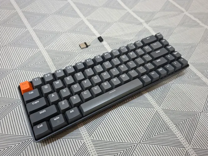 Teclado mecânico K68 + 2 Mouse Pad's