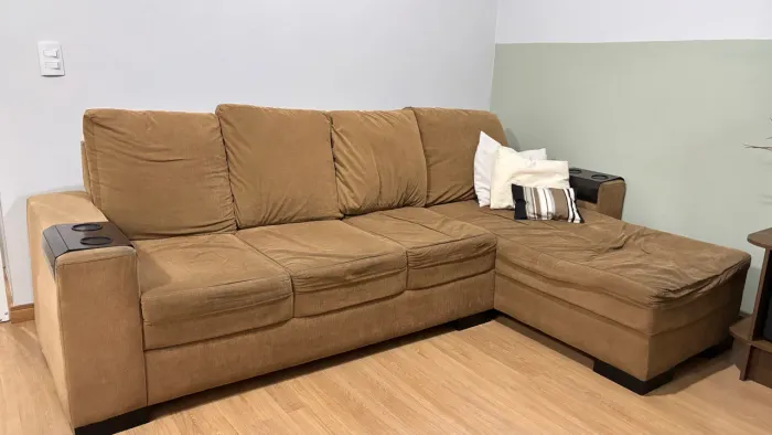Sofá 4 lugares em L