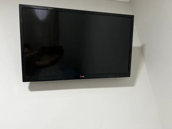 TV LG 29? LCD - Excelente Estado - Funcionando Perfeitamente 