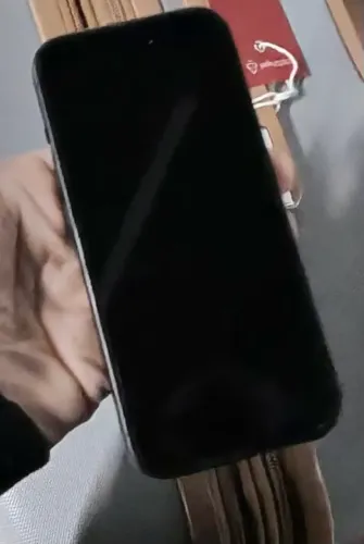 iPhone 15 preto 256GB