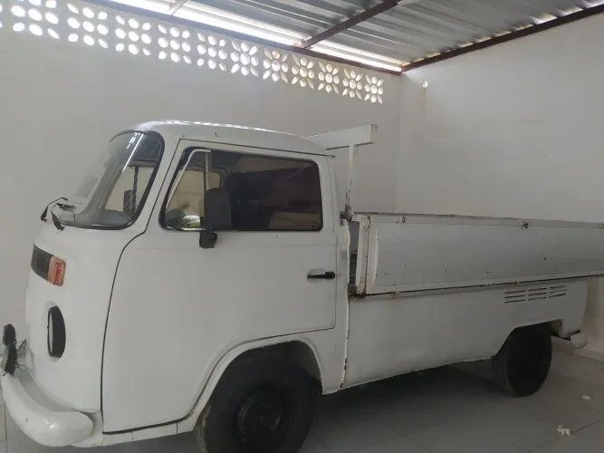 Vendo Kombi ano 94, em excelente estado