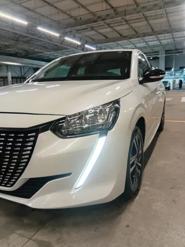 Peugeot 208 Allure 1.0 Tubo Flex 5P Aut. 2024