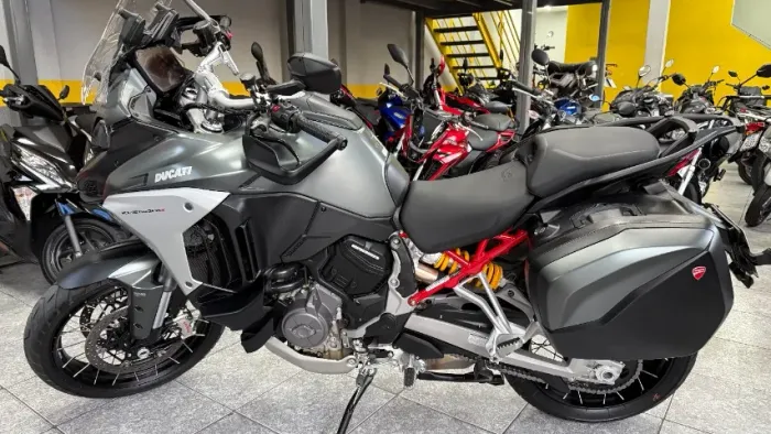 DUCATI MULTISTRADA V 4S