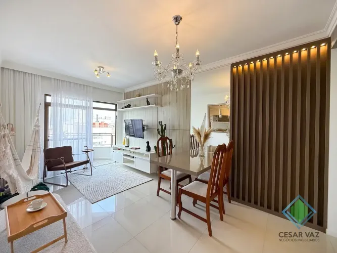 Imóvel para venda possui 86 metros quadrados com 3 quartos em Coqueiros - Florianópolis -