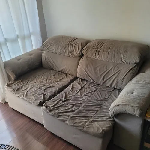 Vendo sofá tecido suede cinza rato quse 2,20m