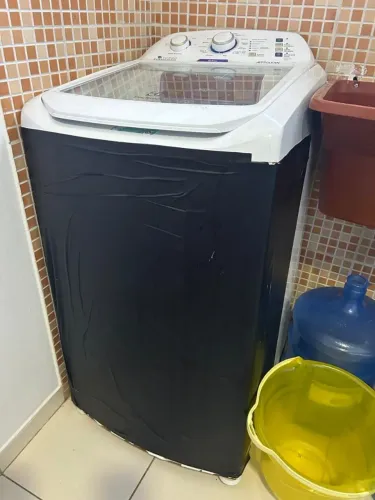 Linda Máquina de Lavar