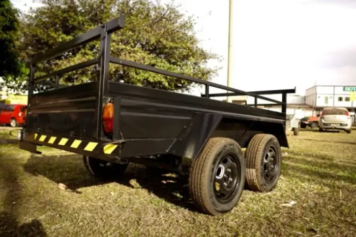 Carretinha Trucado 2.50 x 1.20, ideal para quem busca qualidade e resistência - Reboque
