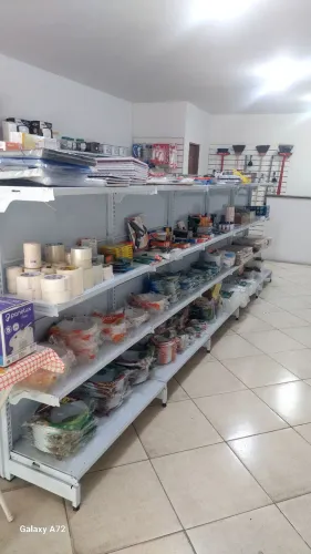 Passando material de loja , gondulas e produtos : descartáveis, hidráulicos,  papelaria !