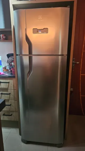 Geladeira Eletrolux 310L (TF39S) INOX
