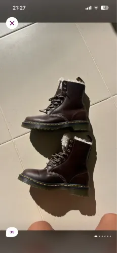 Bota dr marteens pelo