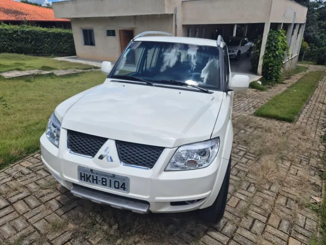 Mitsubishi Pajero TR4 2.0/ 2.0 Flex 16V 4X4 Aut. 2011