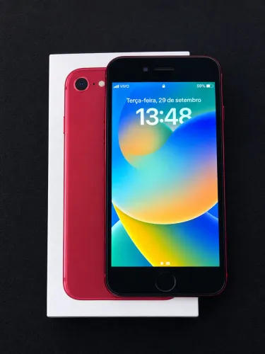 iPhone 8 Red 64GB Apple