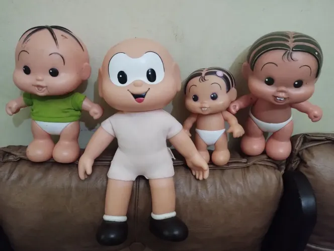 Bonecos Turma da Mônica.