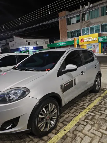Fiat Palio Sporting 1.6 Flex 16V 5P 2014