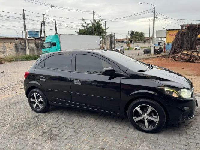 Chevrolet Onix Hatch LTZ 1.4 8V Flex Mec. 4P 2018