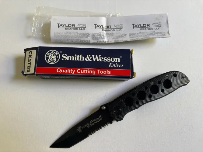 Canivete Smith & Wesson Extreme Ops