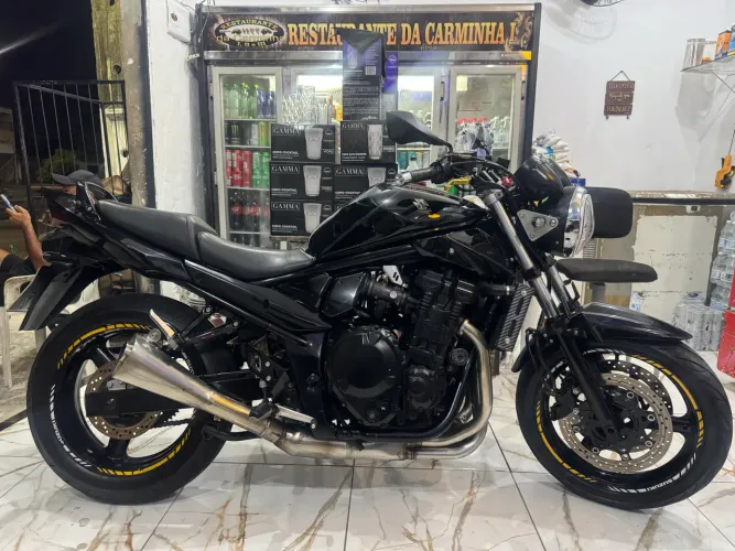 Suzuki 650s