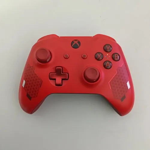 Vendo Controle Xbox - Edição Especial Sport Red Semi novo