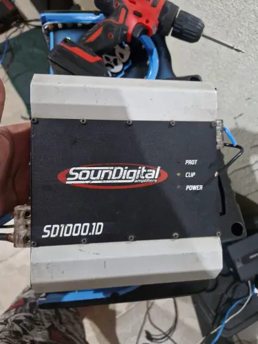 Soundigital 1000 1 ohms nunca mexida