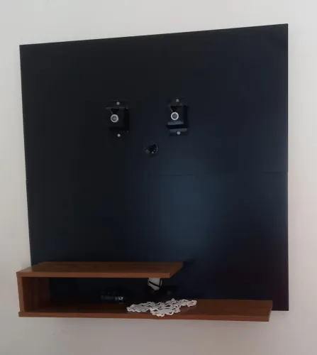 Painel TV - Quarto 32pol 90x90