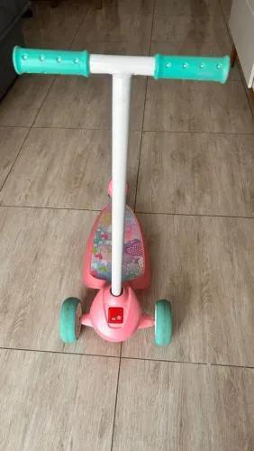 Patinete bandeirantes para menina.
