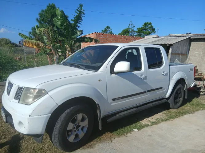 Nissan Frontier XE CD 4X4 2.5 TB Diesel 2009