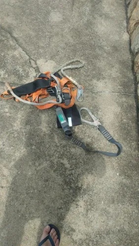 Cinto de segurança paraquedista , completo trava quedas e umbilical