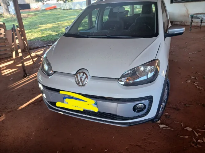 Volkswagen Up! Cross 1.0 TSI Total Flex 12V 5P 2016