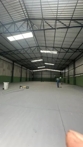 Alugo galpão em bangu