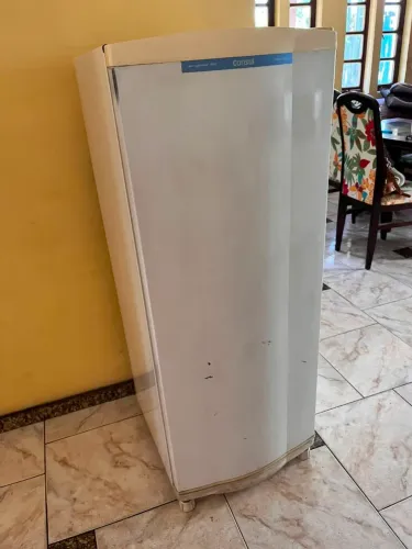 REFRIGERADOR CONSUL 300L