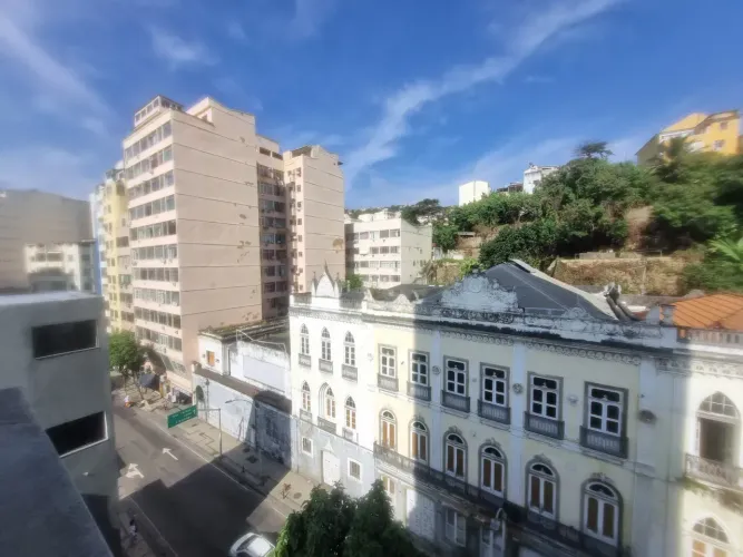ROMERO ALUGA! CENTRO RUA RIACHUELO!