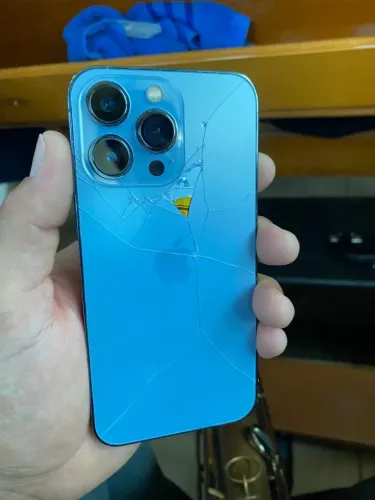 Iphone 13 pro leia legenda