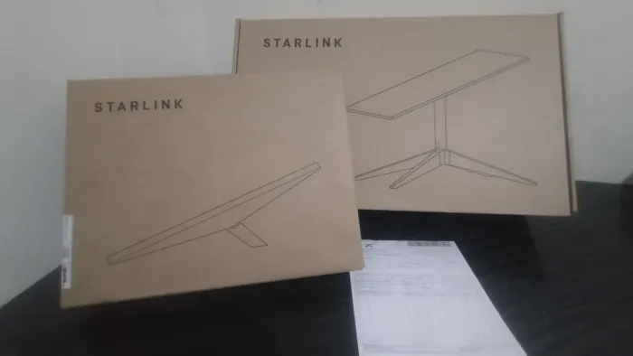 Starlink Mini Lacrada + Suporte De Solo Original X-Frame (Com Nota Fiscal)