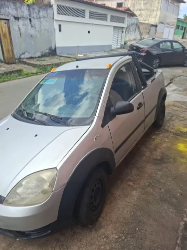 Ford Fiesta Street/ Action 1.0 8V 5P 2003
