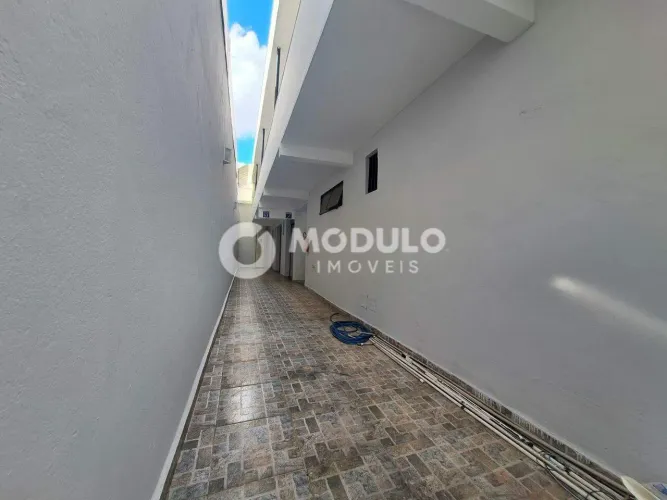 Comodo comercial disponivel para locação no bairro Nossa Senhora Aparecida.