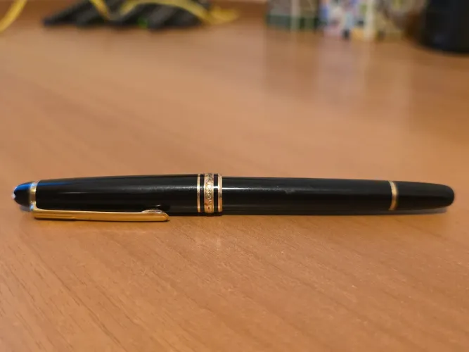 Caneta Montblanc 144 preta