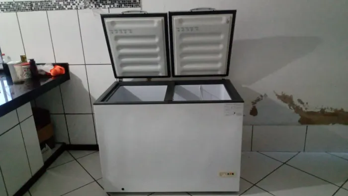 Vendo freezer Consul 2 portas 410 litros