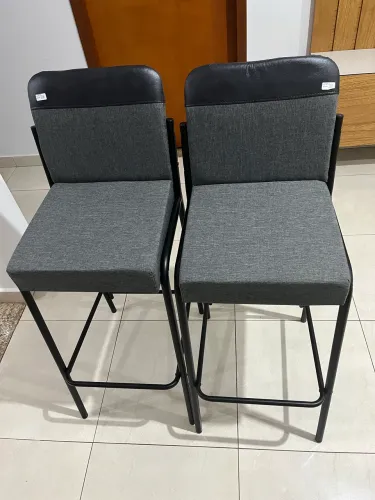 2 banquetas alta