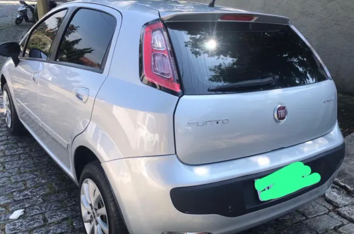 Fiat Punto Attractive 1.4 Fire Flex 8V 5P 2014