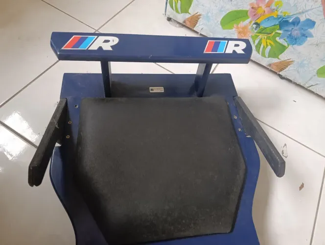 Carrinho de rolimã.