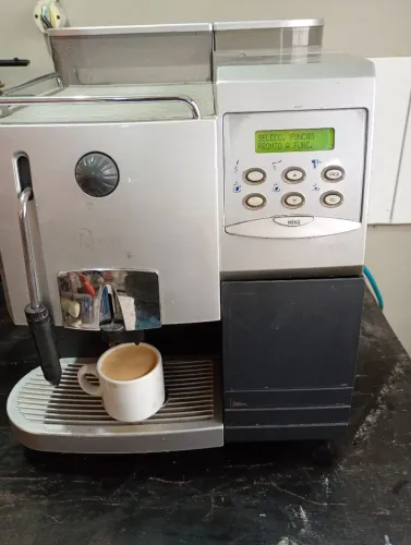 Máquina de café expresso Royal profissional 