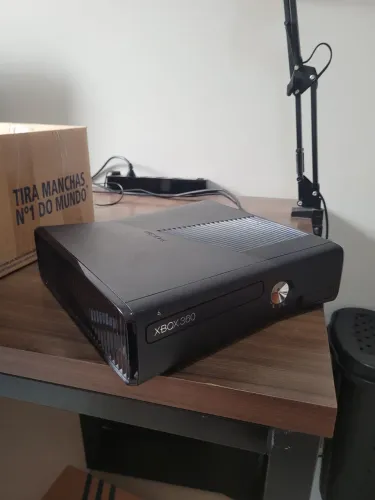 Xbox 360 Slim (Com Defeito - Não Liga) + Controle + Kinect + Fonte