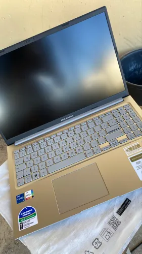 Vendo notebook asus