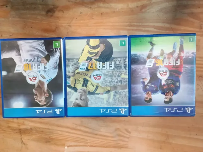 Coleção FIFA 16/17/18 para PS4 impecáveis