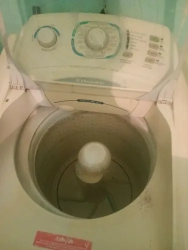 Máquina de lavar Eletrolux 10 kg