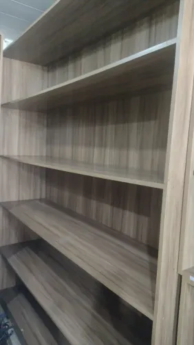 Armário semi novo, muito conservado