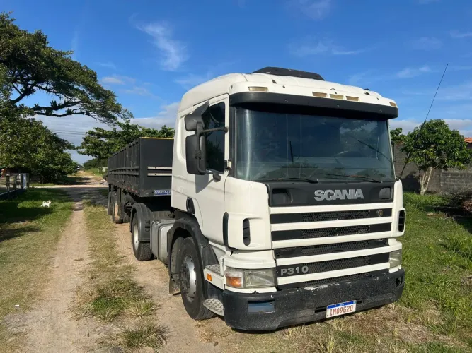 P 310 carreta graneleira 2 eixos 2013